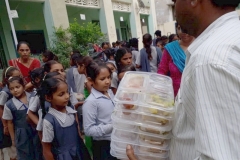 Food-Distribution-Kanya-Sara (4)-min