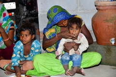 Food-Distribution-on-Guru-Poornima-16-07-19 (10)