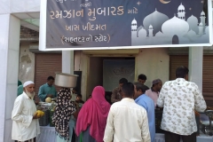 Food Distribution on occasion of Ramdan (11)